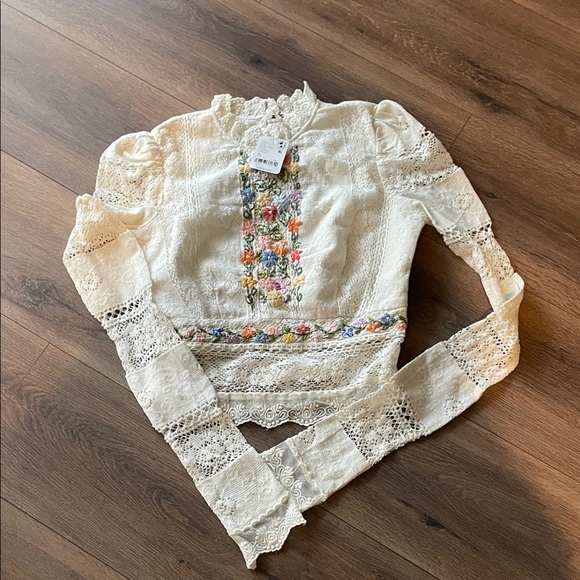 Free People Garden Grace Top- SM - Picture 3 of 6